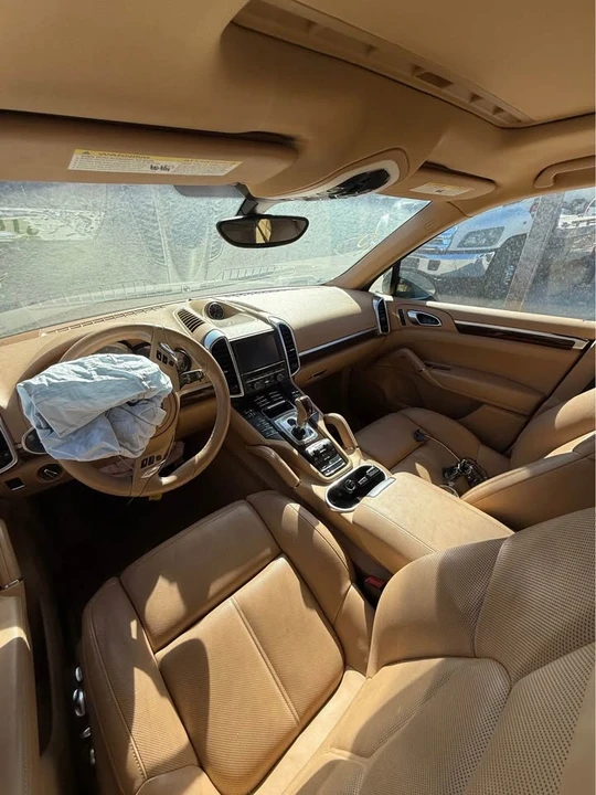 2014 Porsche 958 Cayenne - Image 8 of 10