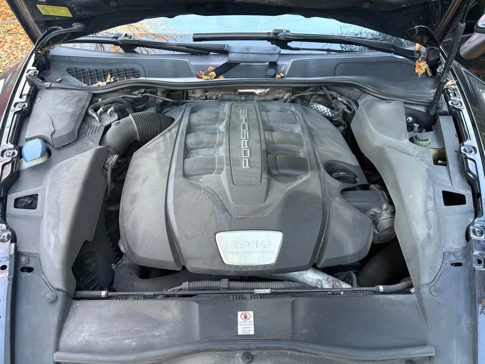 2014 Porsche 958 Cayenne - Image 5 of 8