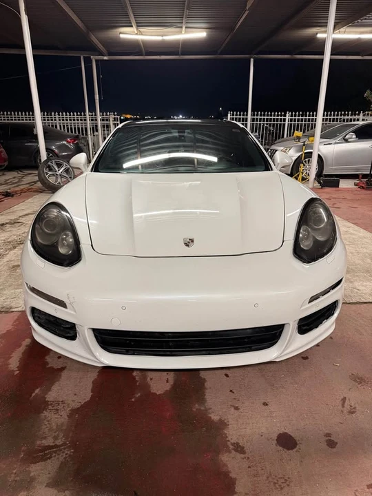 2014 Porsche 958 Cayenne GTS - Image 2 of 10