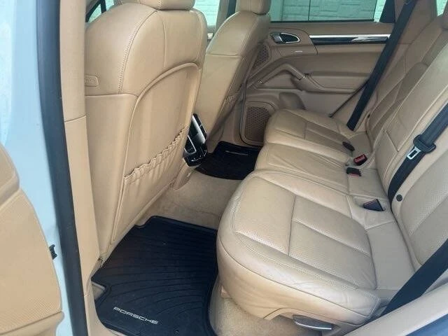 2014 Porsche 958 Cayenne Diesel - Image 10 of 12