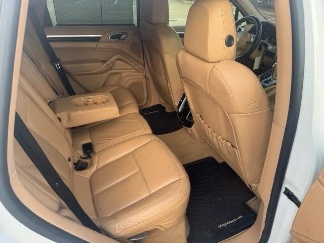 2014 Porsche 958 Cayenne Diesel - Image 11 of 12