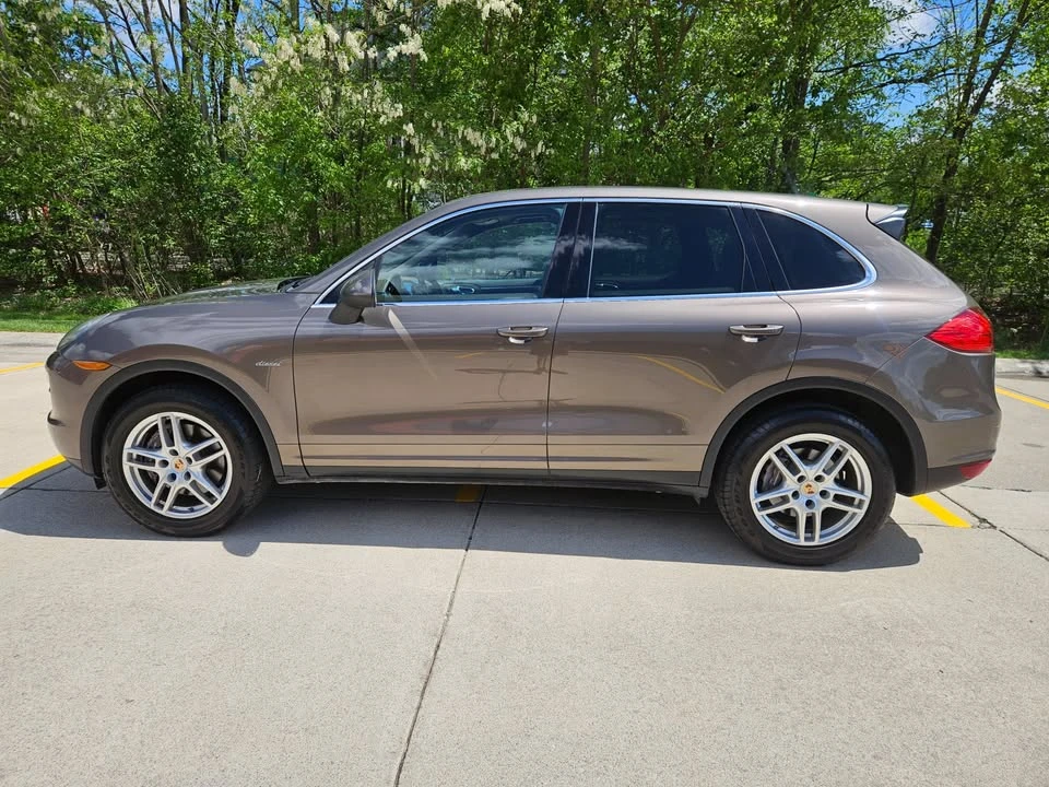 2014 Porsche 958 Cayenne Diesel - Image 2 of 13