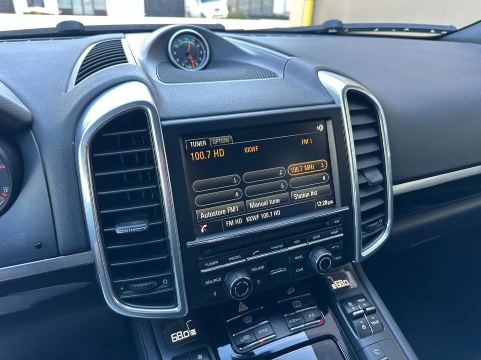 2014 Porsche 958 Cayenne Diesel - Image 14 of 20
