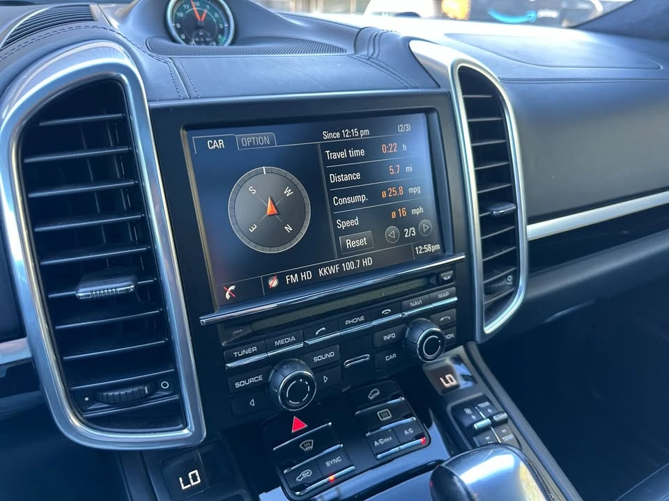 2014 Porsche 958 Cayenne Diesel - Image 13 of 20