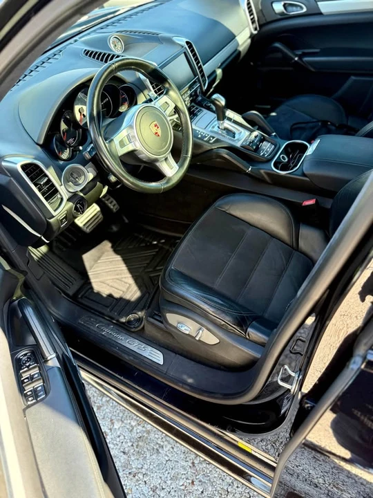 2014 Porsche 958 Cayenne GTS - Image 7 of 12
