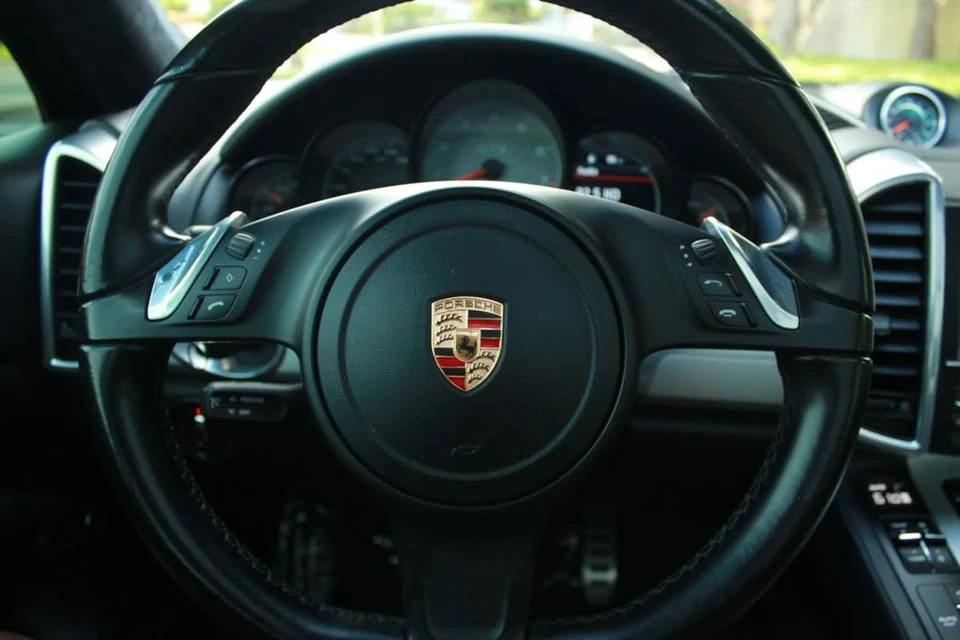 2014 Porsche 958 Cayenne GTS - Image 13 of 20