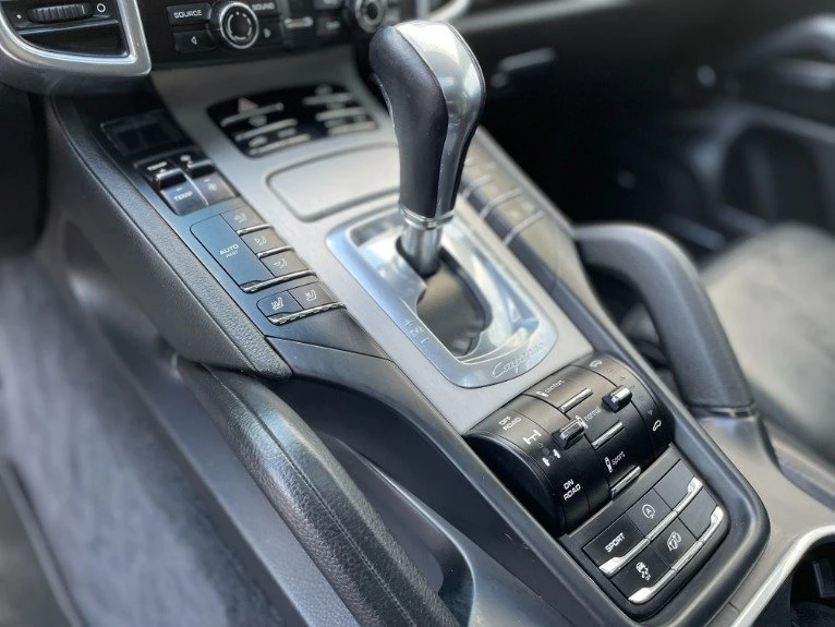 2014 Porsche 958 Cayenne GTS - Image 12 of 12