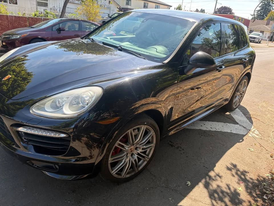 2014 Porsche 958 Cayenne GTS - Image 3 of 12