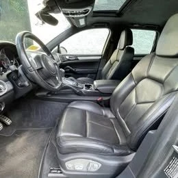 2014 Porsche 958 Cayenne GTS - Image 5 of 10