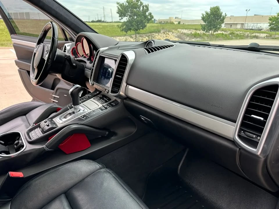 2014 Porsche 958 Cayenne GTS - Image 16 of 20