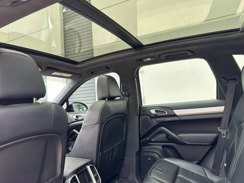 2014 Porsche 958 Cayenne GTS - Image 12 of 20