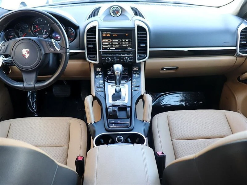 2014 Porsche 958 Cayenne - Image 15 of 20