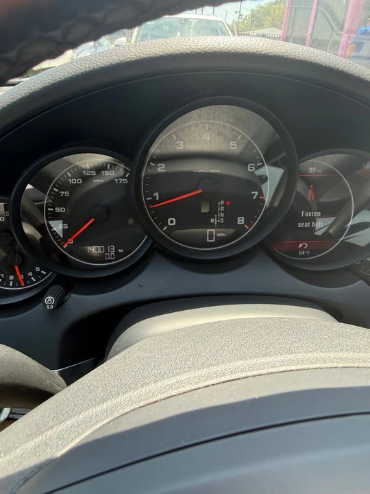 2014 Porsche 958 Cayenne - Image 8 of 17