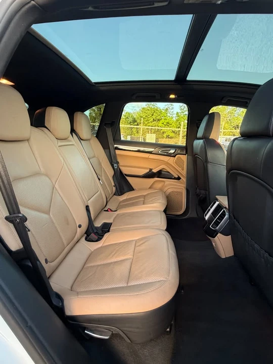 2014 Porsche 958 Cayenne - Image 13 of 13