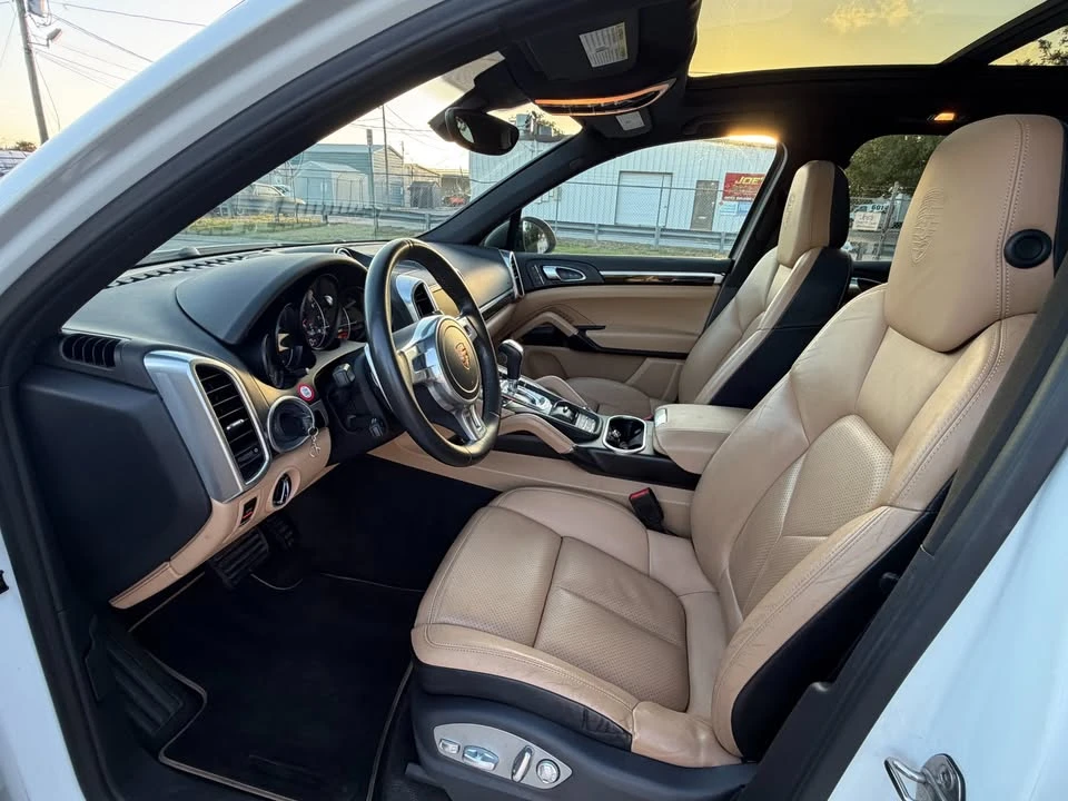 2014 Porsche 958 Cayenne - Image 7 of 13