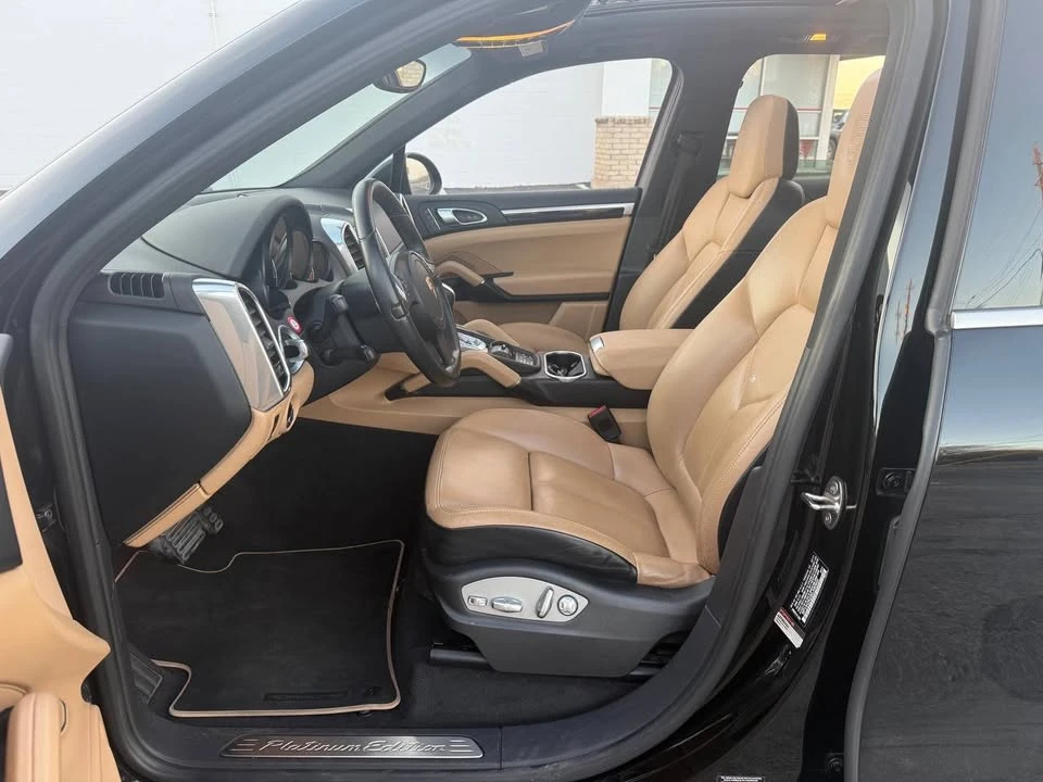 2014 Porsche 958 Cayenne - Image 9 of 10
