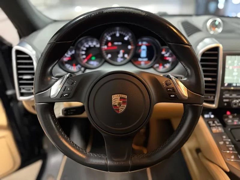2014 Porsche 958 Cayenne Diesel - Image 9 of 18