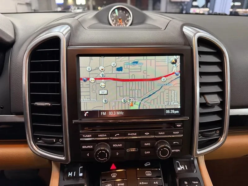 2014 Porsche 958 Cayenne Diesel - Image 11 of 18