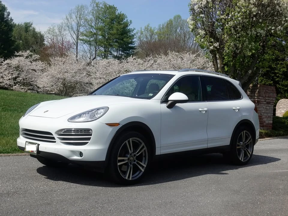 2014 Porsche Cayenne - Image 2 of 19