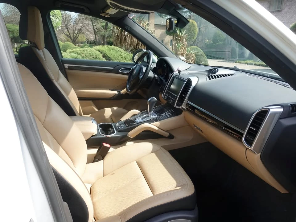2014 Porsche Cayenne - Image 11 of 19