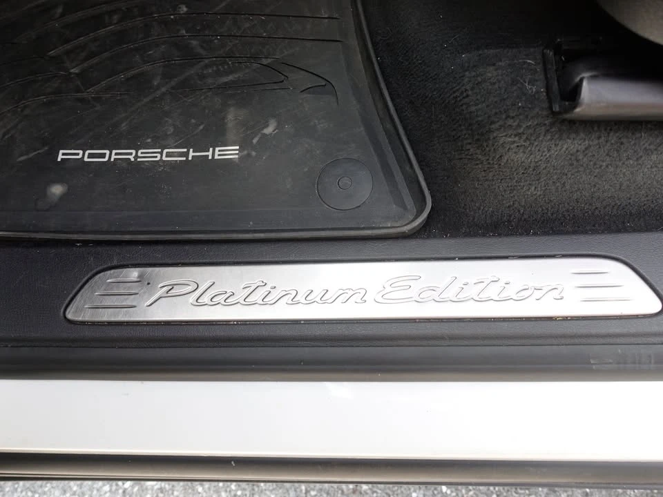 2014 Porsche Cayenne - Image 10 of 19
