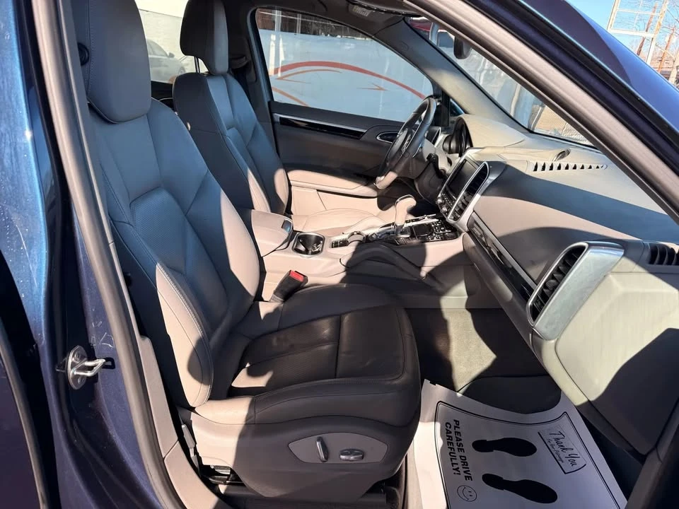 2014 Porsche 958 Cayenne S - Image 13 of 18