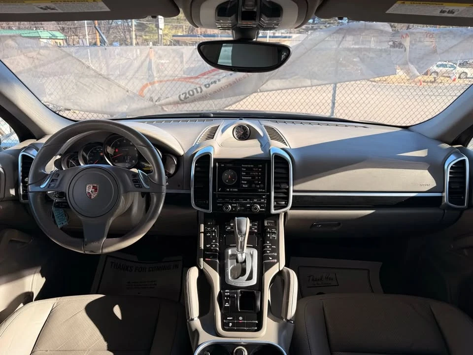 2014 Porsche 958 Cayenne S - Image 14 of 18