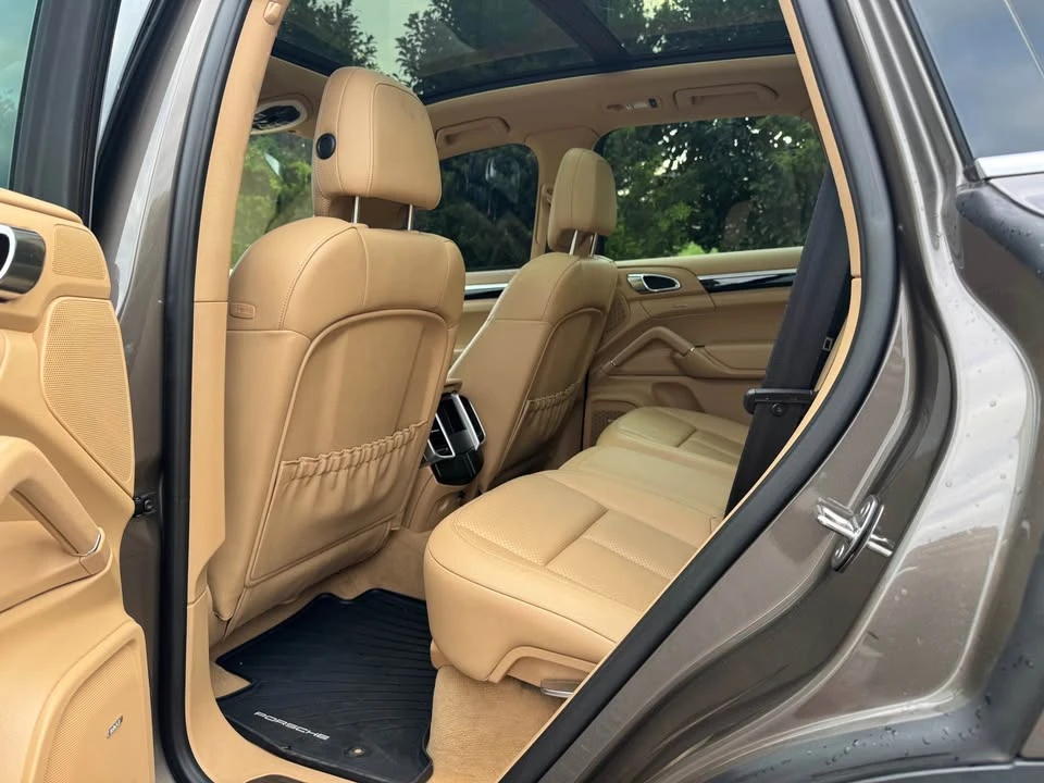 2014 Porsche 958 Cayenne S - Image 15 of 19