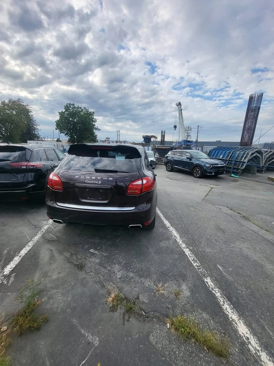 2014 Porsche 958 Cayenne S - Image 13 of 13