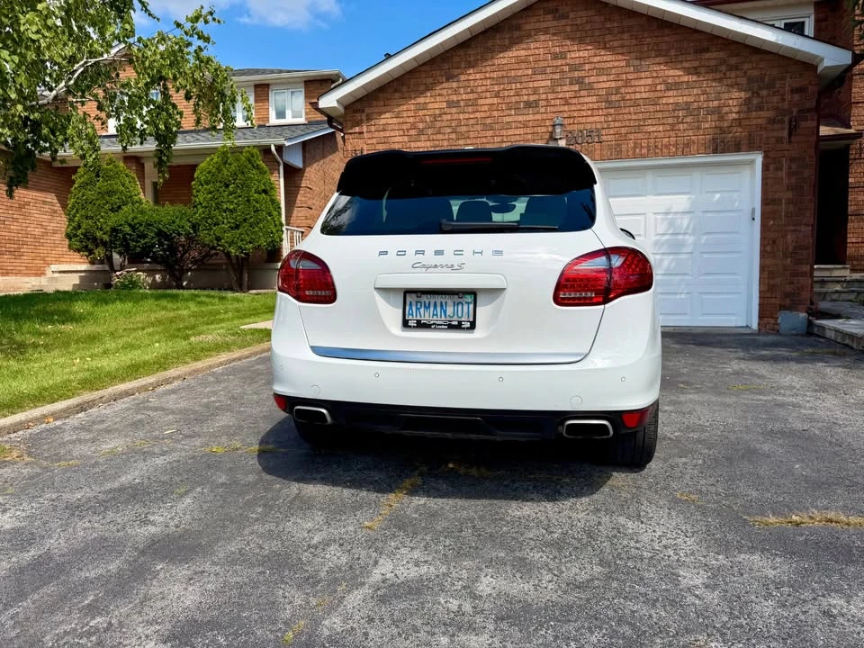 2014 Porsche 958 Cayenne S - Image 5 of 14