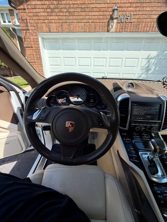 2014 Porsche 958 Cayenne S - Image 11 of 14