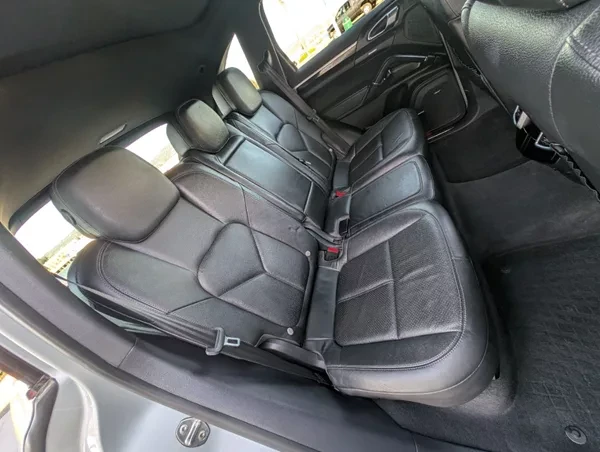 2014 Porsche 958 Cayenne S - Image 16 of 17