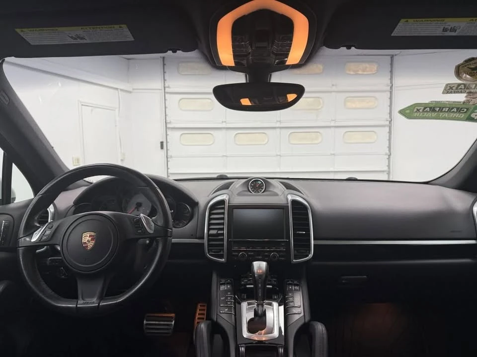 2014 Porsche 958 Cayenne S - Image 10 of 15