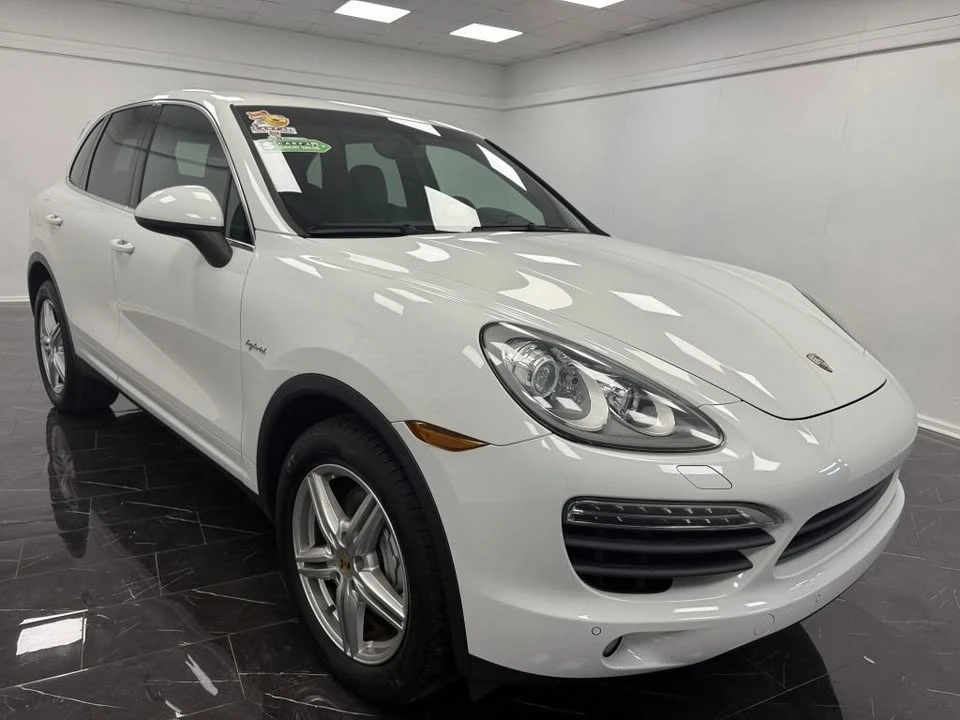 2014 Porsche 958 Cayenne S - Image 3 of 15
