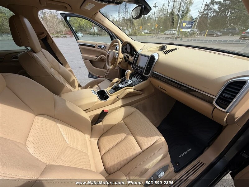 2014 Porsche 958 Cayenne - Image 10 of 18