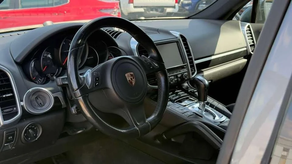 2014 Porsche 958 Cayenne - Image 3 of 20