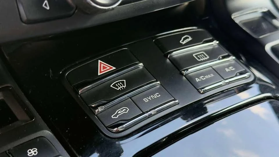 2014 Porsche 958 Cayenne - Image 14 of 20