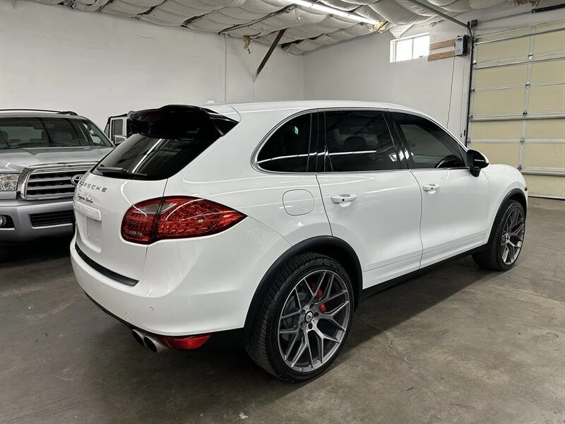 2014 Porsche 958 Cayenne Turbo - Image 3 of 18