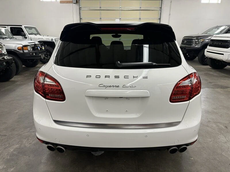 2014 Porsche 958 Cayenne Turbo - Image 4 of 18