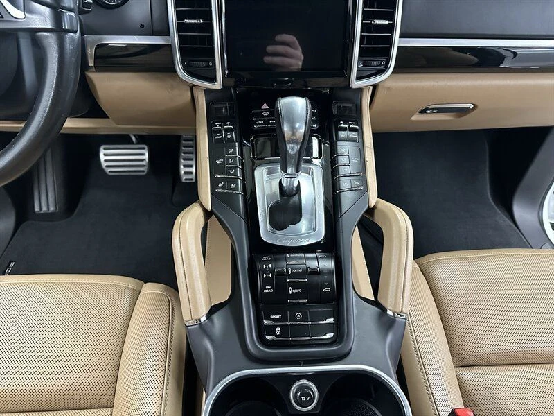 2014 Porsche 958 Cayenne Turbo - Image 14 of 18