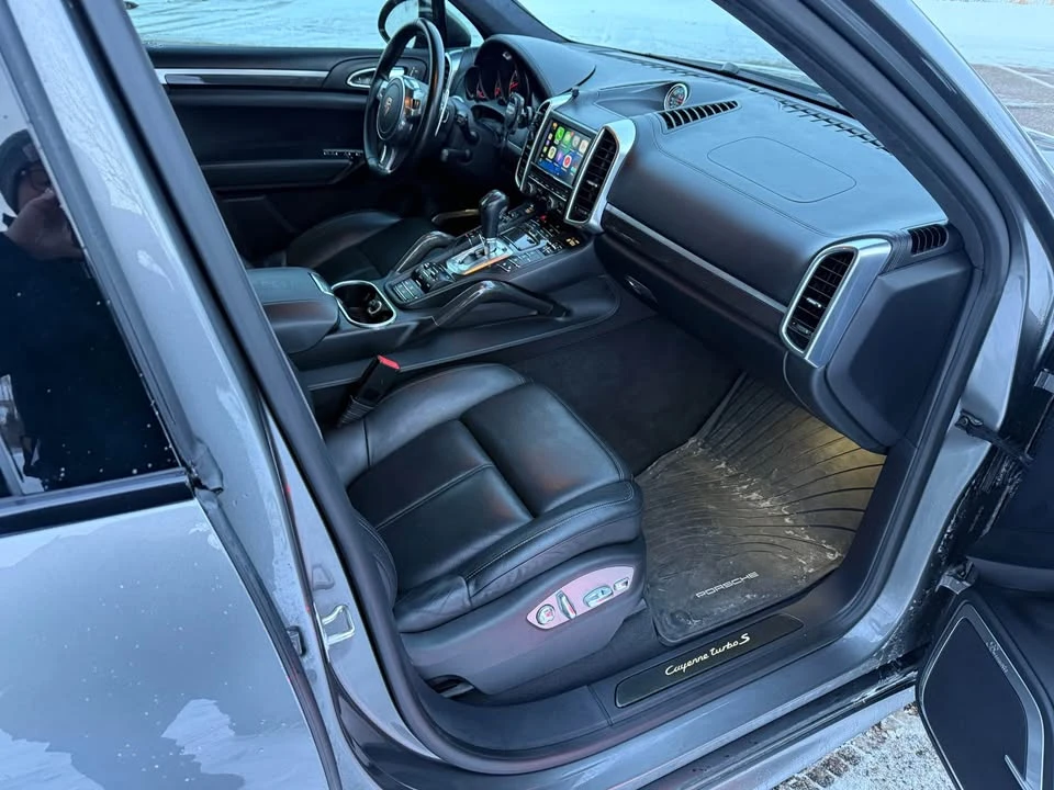 2014 Porsche 958 Cayenne Turbo - Image 10 of 18