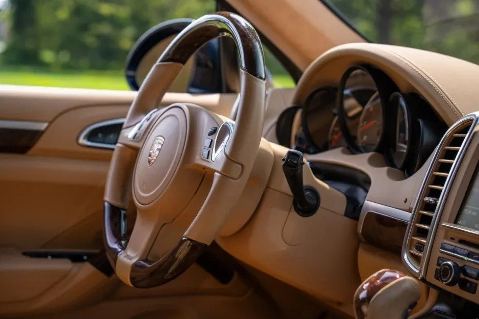 2014 Porsche 958 Cayenne Turbo - Image 7 of 14