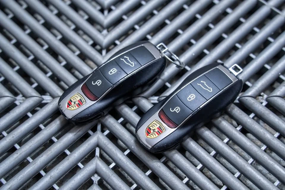 2014 Porsche 958 Cayenne Turbo - Image 13 of 14