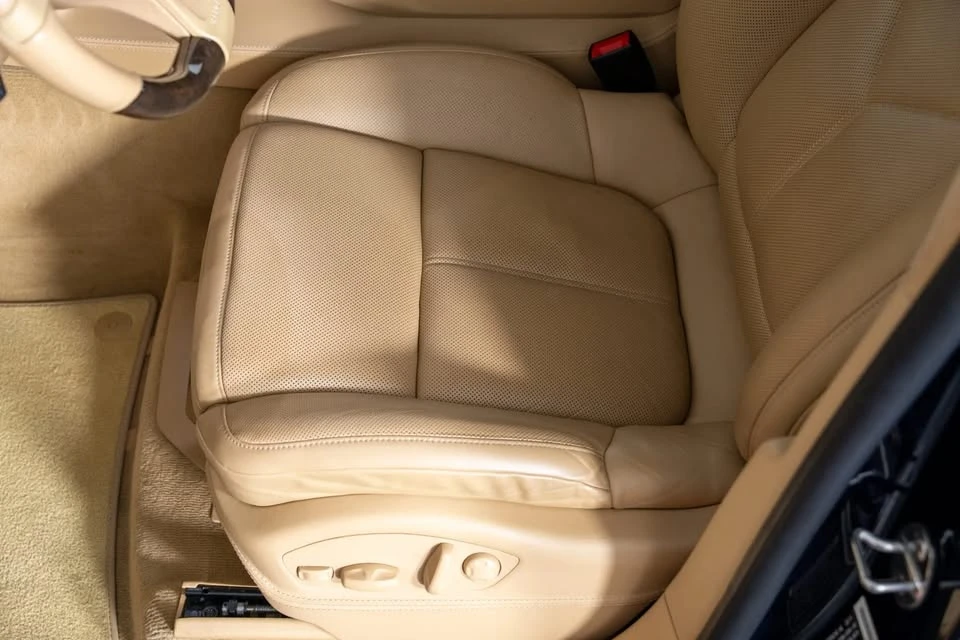 2014 Porsche 958 Cayenne Turbo - Image 11 of 14