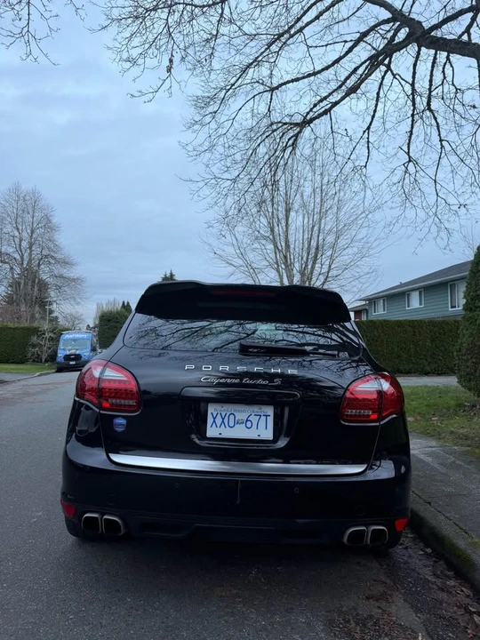 2014 Porsche 958 Cayenne Turbo S - Image 2 of 9