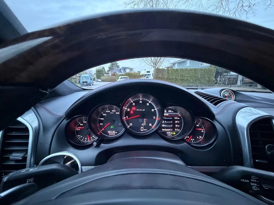2014 Porsche 958 Cayenne Turbo S - Image 7 of 9