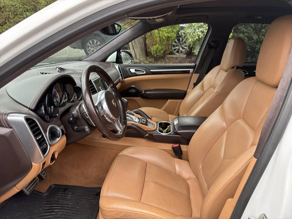 2014 Porsche 958 Cayenne Turbo - Image 6 of 6