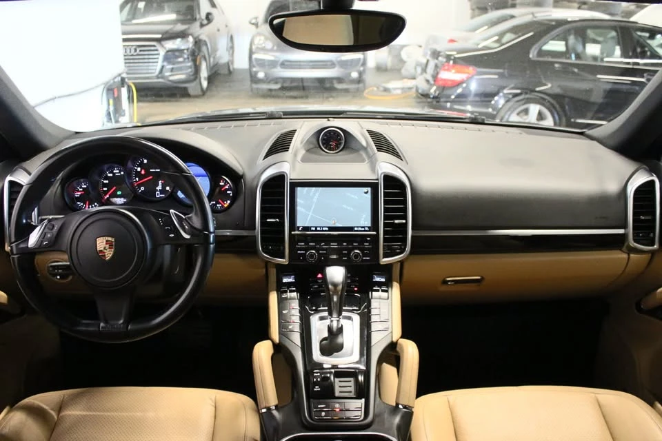 2014 Porsche 958 Cayenne - Image 7 of 9