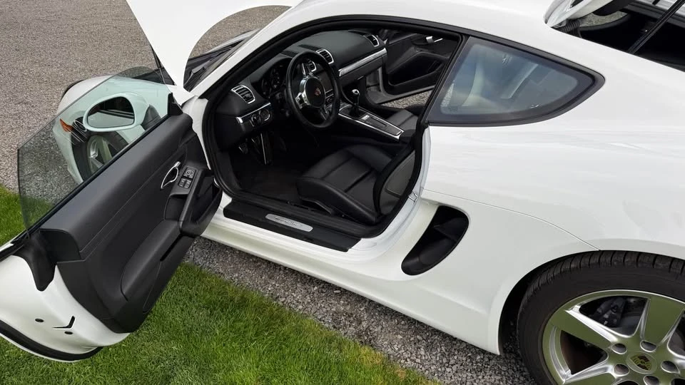 2014 Porsche 981 Cayman - Image 3 of 14