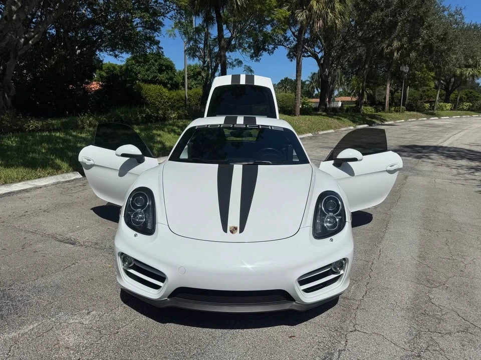 2014 Porsche 981 Cayman - Image 17 of 20